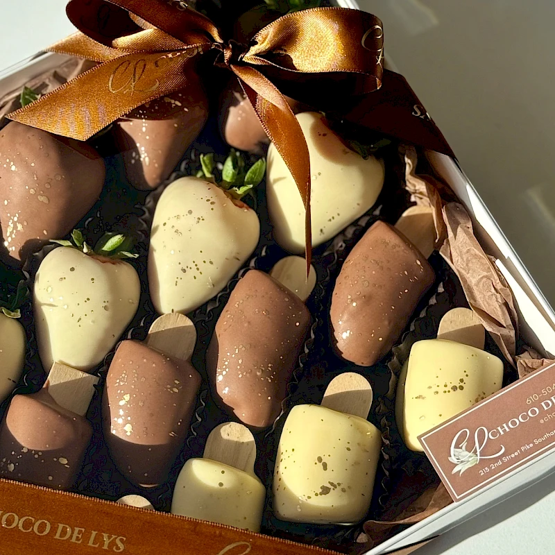 Strawberry Banana Box